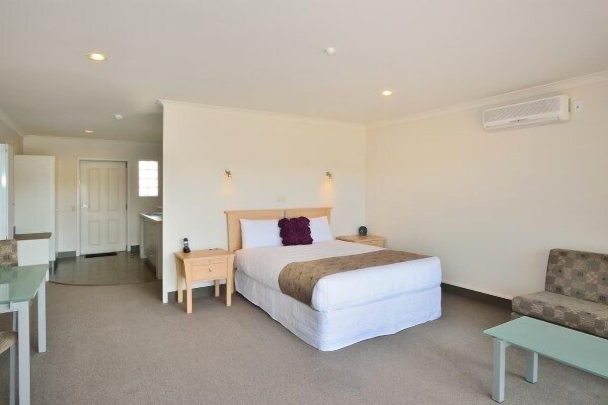Senator Motor Inn Gisborne Exteriör bild